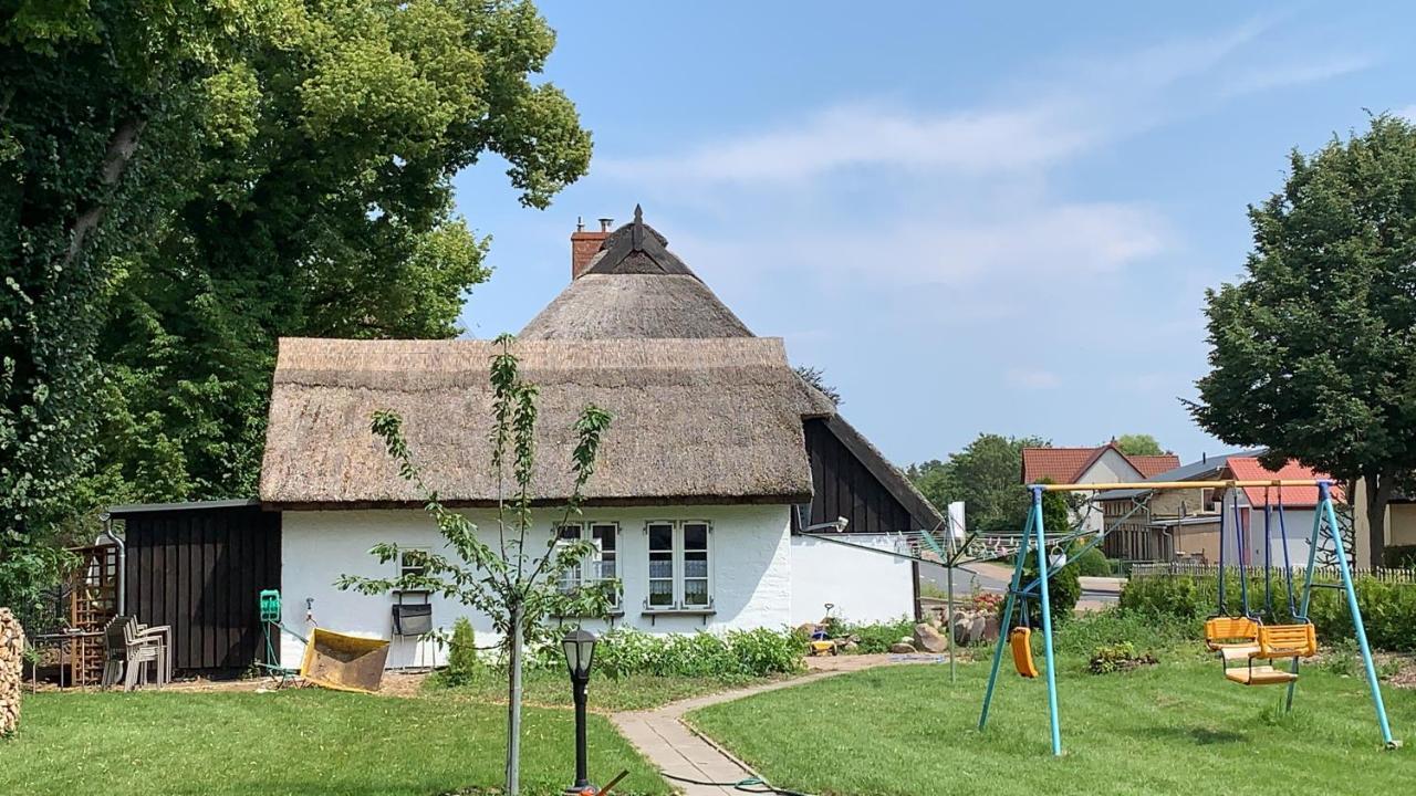 Ferienhaus Alte Schule Rambin Auf Ruegen Dış mekan fotoğraf
